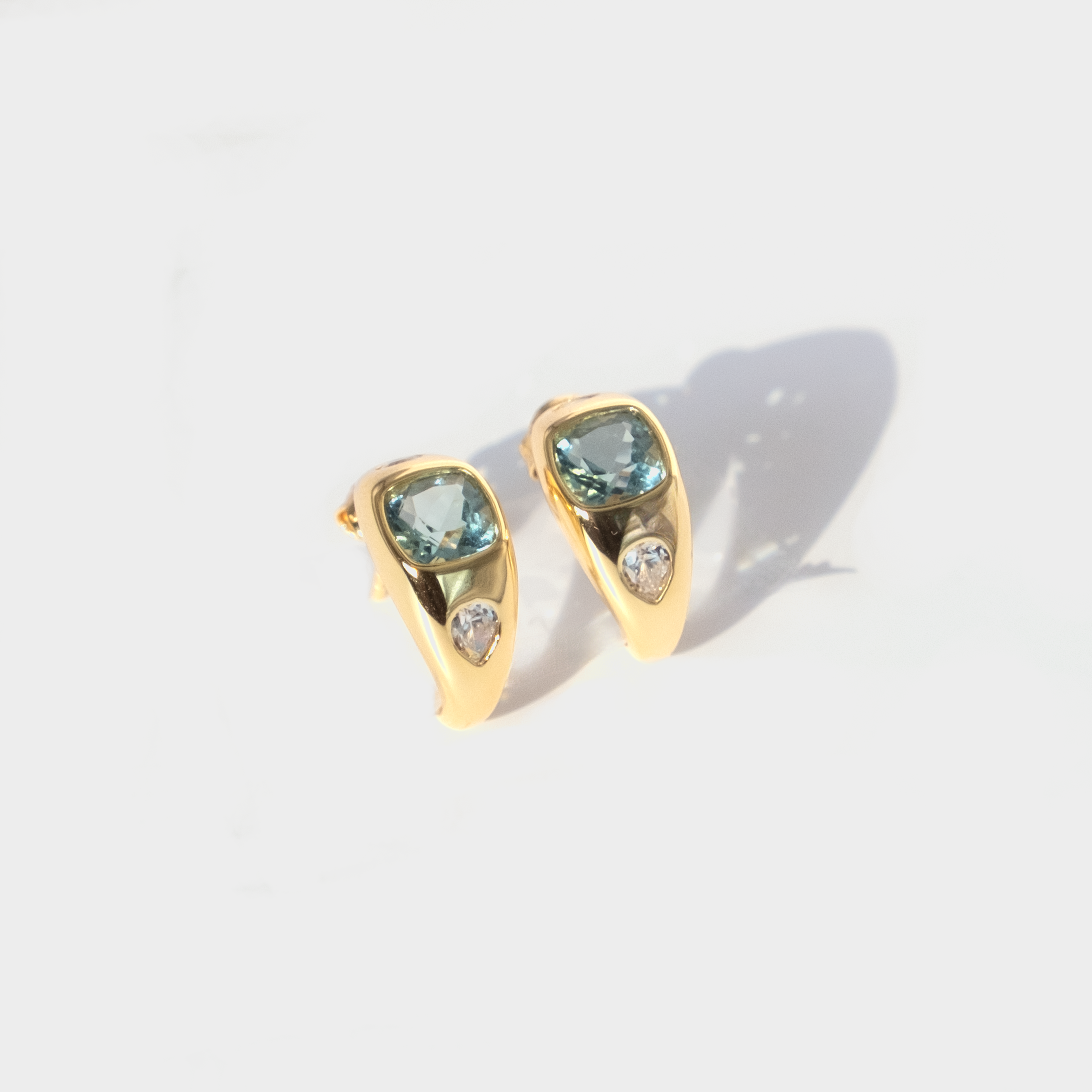 Giulia Hoop Earrings